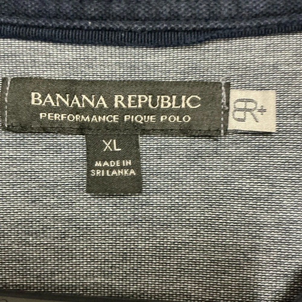 Banana Republic Men’s Gray Polo Shirt Classic Design